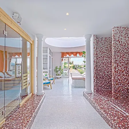 Hotel Aurora Terme 3*