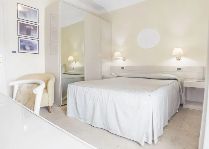 Aurora Terme Отель