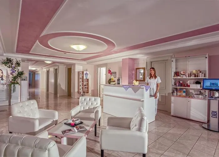 Hotel Aurora Terme 3*