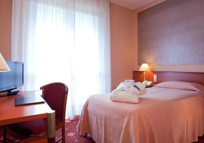 Aurora Terme 3* Абано-Терме