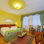 فندق Aurora Terme 3*