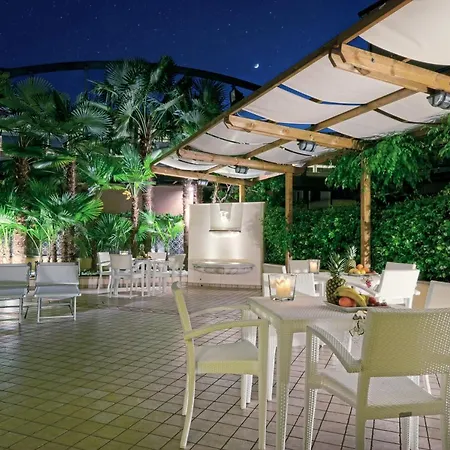 Aurora Terme ホテル 3*