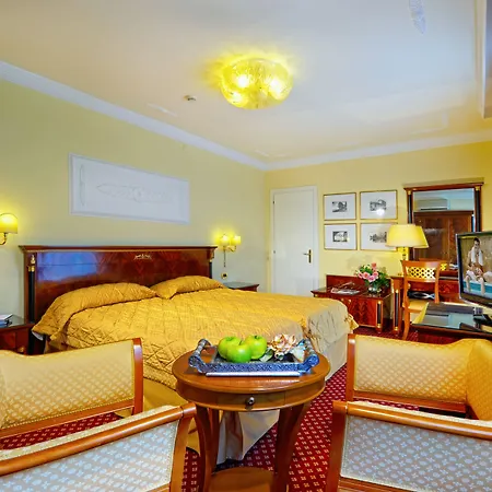 Aurora Terme 3*