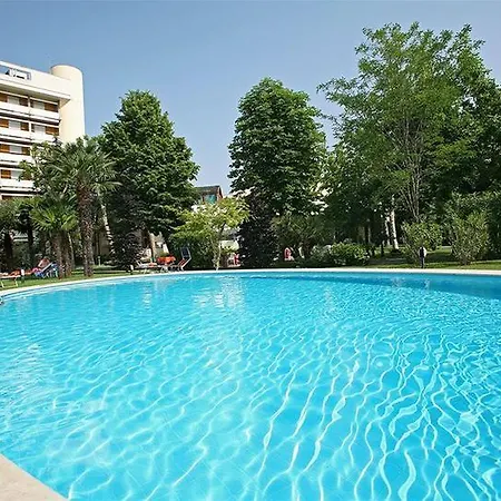 Hotell Aurora Terme 3*