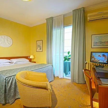 Hotell Aurora Terme