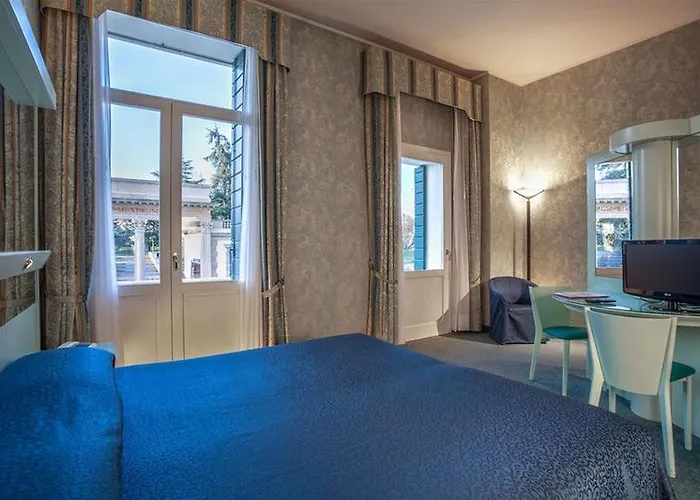 Aurora Terme فندق 3*